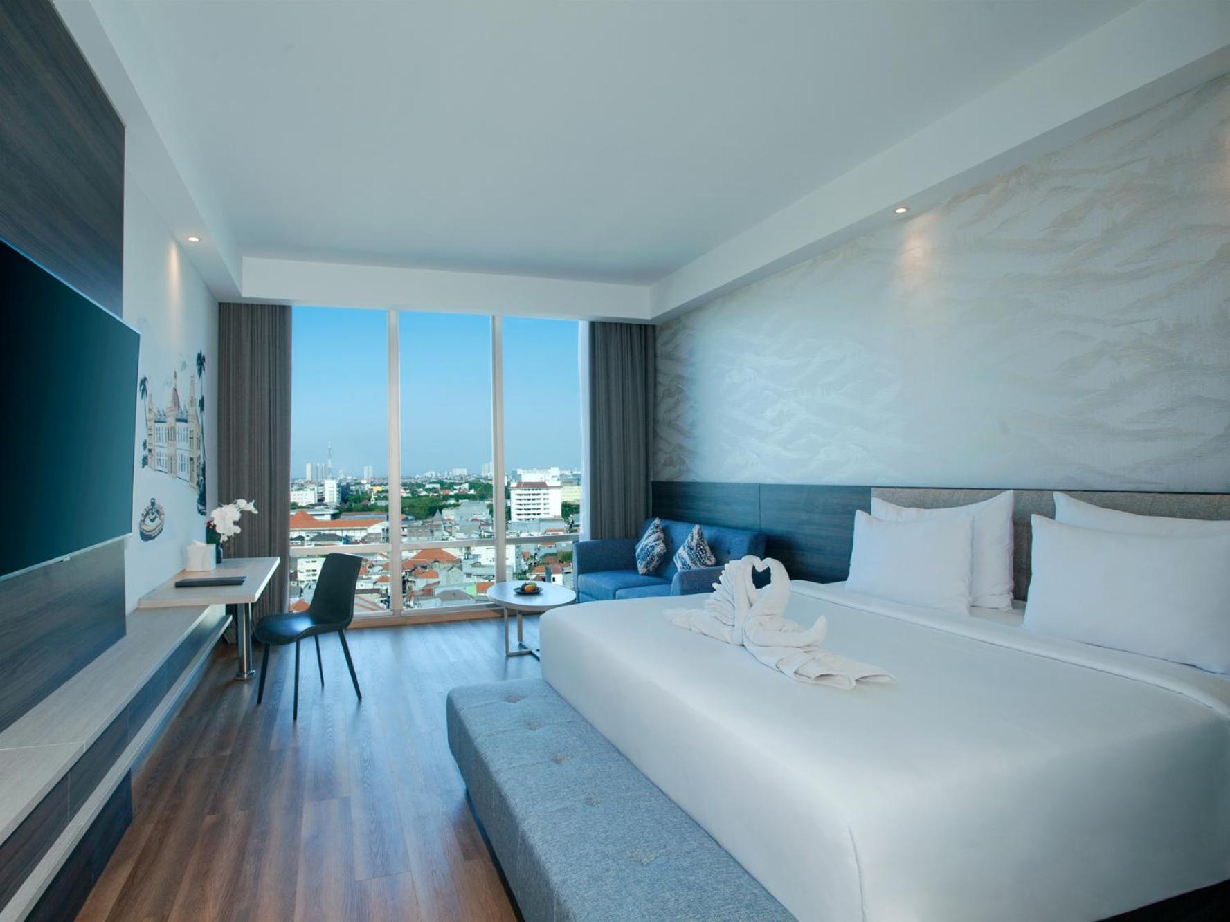 Platinum Hotel Tunjungan Сурабая Екстериор снимка
